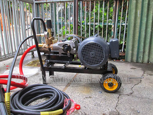 Lợi thế của việc sử dụng máy rửa xe dây đai cũ là giá rẻ